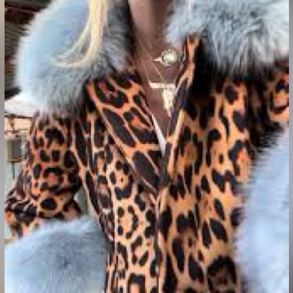 Charlotte Simone Edie Leopard Print Short Coat with Blue Cuffs - XL - NWOT - Picture 13 of 14